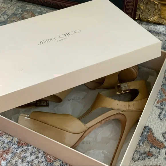 Jimmy Choo Totem nude patent leather buckle strap stiletto heels EU 39 with box! - Picture 3 of 13